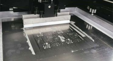 Impresión automática con soldadura en pasta