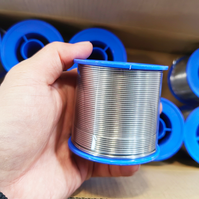​Soldadura de plomo Flux Core 50 Tin 50 en carrete de 500 g del fabricante de China - XF Solder